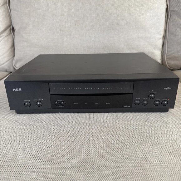 RCA VR519 VCR Plus 4 Head VHS Player Tested Working Clean No Remote - Picture 1 of 12